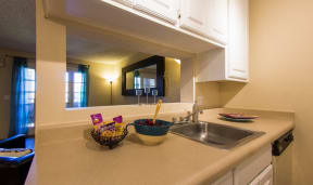 Kitchen at Zona Rio Apartments in Tucson, AZ
