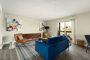 SouthRidge Apartments in Kansas City Living Room Space
