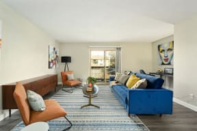 SouthRidge Apartments in Kansas City Living and Patio
