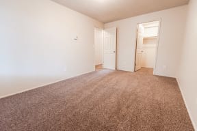 Lakewood Apartments - Bellmary Park Apartments - Bedroom 2