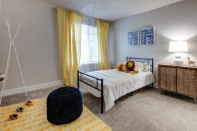 Lakewood Apartments - MOD 83 Apartments - Bedroom 3