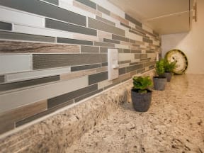 granite at porpoise bay apartments daytona model unit kitchen backsplash