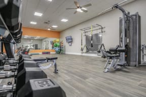 orlando apartment fitness center free weights weighted machines