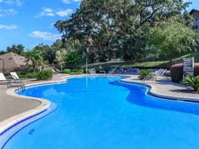 tallahassee apartment with swimming pool