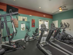 vero green apartments gym fitness center