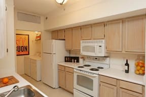 Fully Equipped Kitchen and Separate Laundry Room |Ashlar