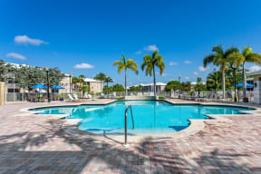 Community Pool | Promenade at Reflection Lakes