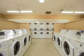 Laundry center | Promontory