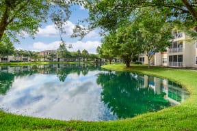 Professionally maintained grounds | Yacht Club
