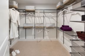 Spacious closets | Glenn Perimeter