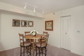 Dining Room | Promenade at Reflection Lakes apartments