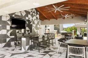The Nines at Kierland Apartments Outdoor Seating Area
