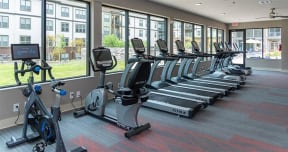 Fully equipped fitness center at 2000 West Creek Apartments, Virginia, 23238