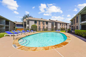 Swimming Pool Area at Noel on the Parkway Apartments in Dallas, Texas, TX