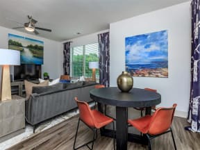Graceful Berewick Pointe Dining Area at Charlotte, NC Rentals