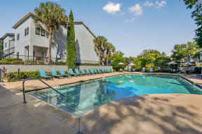 laurel at altamonte resort-style pool