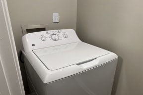Laundry Hook Ups at Reserve at Park Place Apartment Homes, Hattiesburg, MS, 39402