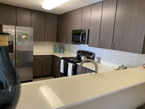 Kitchen at Quail Ridge Apartment Homes in Bartlett, TN