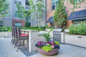 Resident Courtyard With Grilling Area at Windsor at Cambridge Park, Cambridge, MA