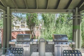 Grilling Station and Dining Area at Windsor at Meadow Hills, Aurora, Colorado