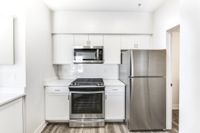 Upscale appliance package at Windsor at Main Place, CA, 92868