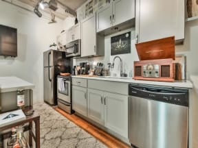 Land Bank Lofts in Columbia SC with upgraded appliances with quartz countertops