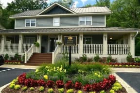Congaree Villas, West Columbia South Carolina, leasing office with beautiful landscaping