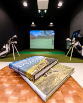PGA Tour Level Golf Simulator