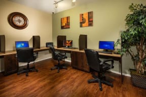 Fully Equipped Business Center