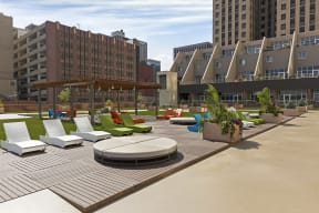 Kellogg Square Apartments in St. Paul, MN Rooftop Sundeck