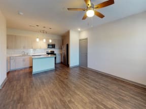 Lofty 9Ft One White Oak Ceilings in Cumming Apartments for Rent