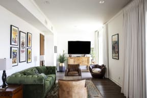 The Goldwyn Apartments In Los Angeles Resident Lounge