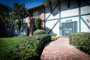 Variel Villas outside
