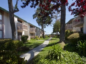 Safe Outdoor Walking Paths at Knollwood Meadows Apartments, Santa Maria, CA, 93455