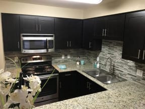 Apartments for Rent in Roseville, CA - Vineyard Gate Kitchen