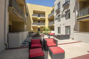 Courtyard are with seating l Metro 510 Apartments in Riverside Ca
