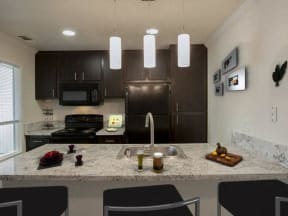 kitchen l Eclipse 96 Apartments in Fair Oaks CA