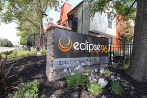Community monument sign l Eclipse 96 Apartments in Fair Oaks CA