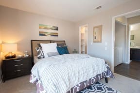 Bedroom Apartments in Pittsburg, CA l Kirker Creek Apartments