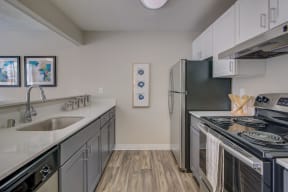Kitchen l Align Apartments in Federal Way WA 