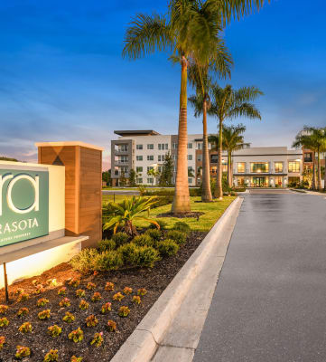 Lyra Luxury Apartments near Downtown Sarasota FL