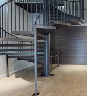 5015 Clinton Apartments spiral staircase