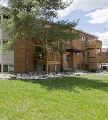 Apartments in East Lansing near Michigan State University | Cedar Street Apartments