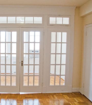 Eddystone-Apartments-Closed-French-Door