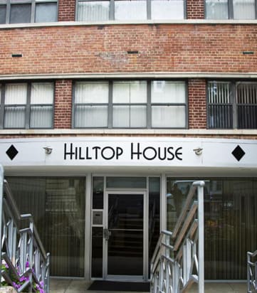 Hilltop-House-Apartments-Entrance