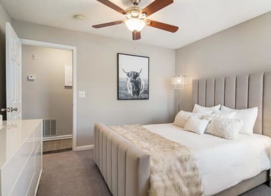 Spacious Bedrooms With En Suite Bathrooms at Ten68 West, Dallas, GA