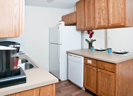 Cedar Ridge_Model Vacant Kitchen