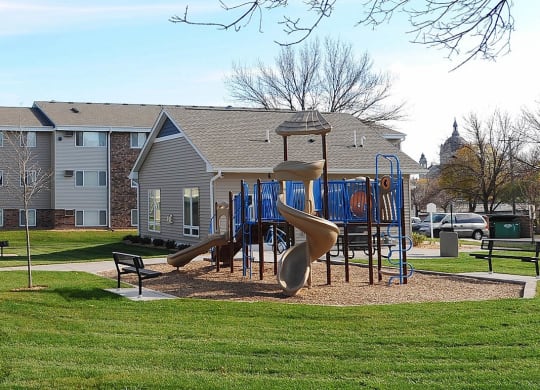 Photos of Lonnie Adkins Court in St Paul MN