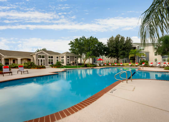 Bahia Cove Apartments Swimming Pool