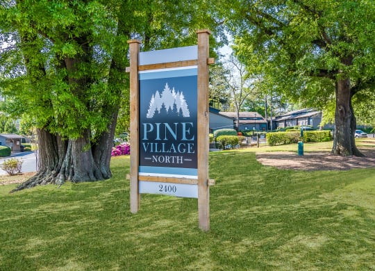 Pine Village North | Apartments in Smyrna, GA